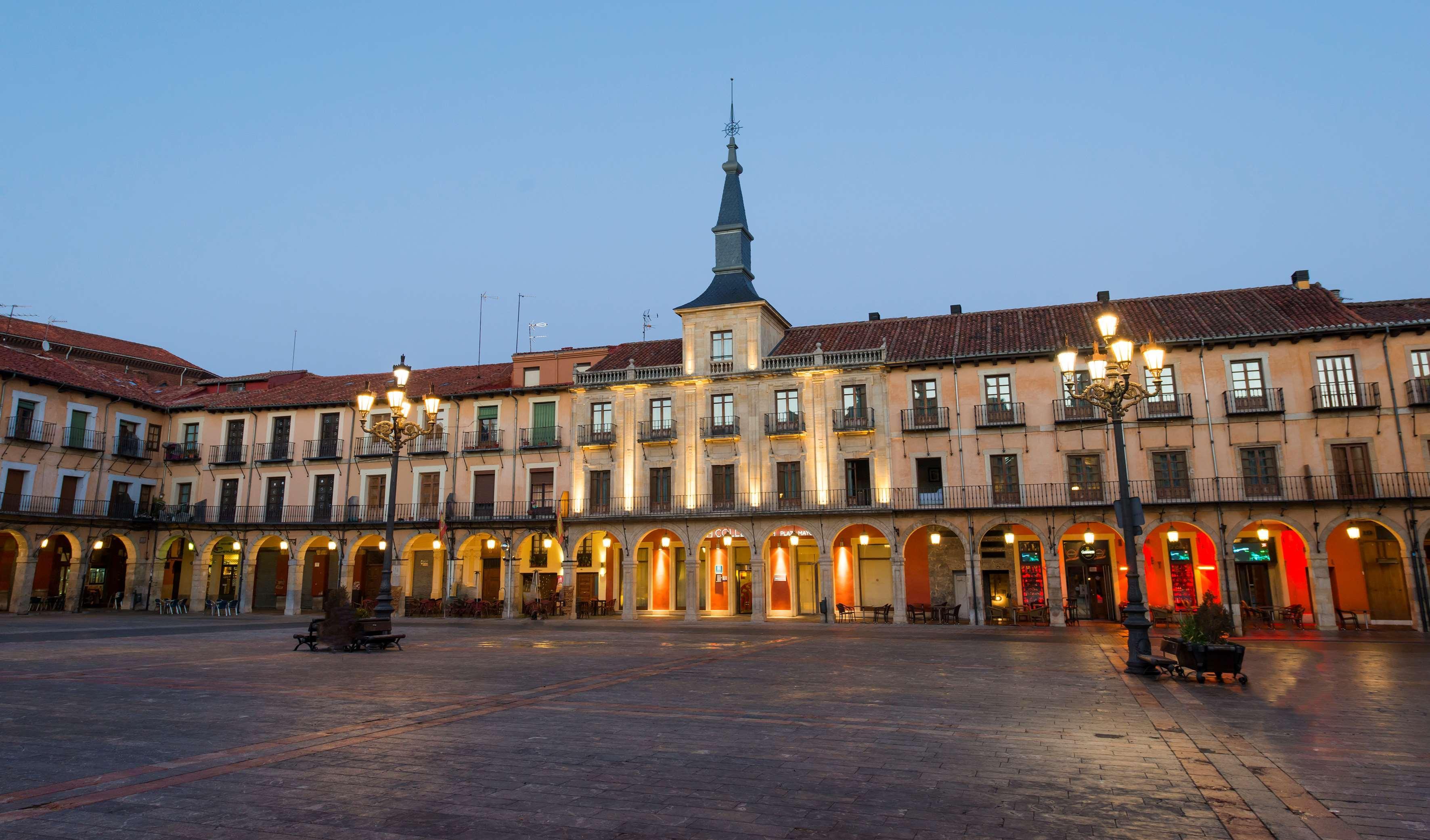 Nh Collection Leon Plaza Mayor Zewnętrze zdjęcie